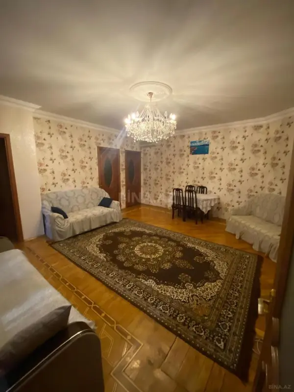 Satılır 4 otaqlı mənzil 105 m²