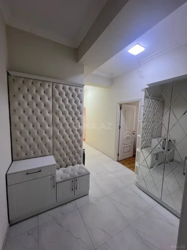 Satılır 2 otaqlı mənzil 69 m²