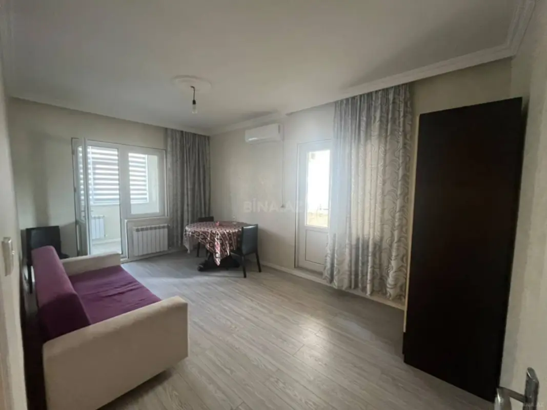Kirayə verilir 2 otaqlı mənzil 50 m²