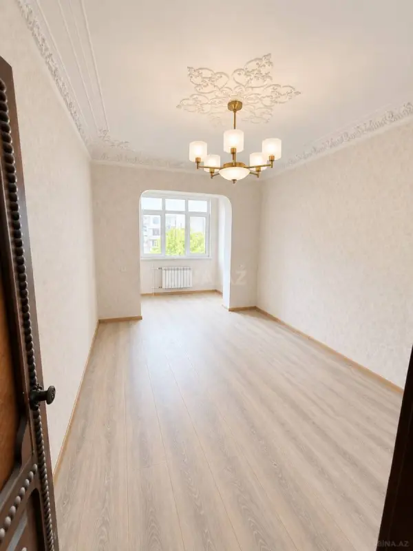 Satılır 2 otaqlı mənzil 66 m²