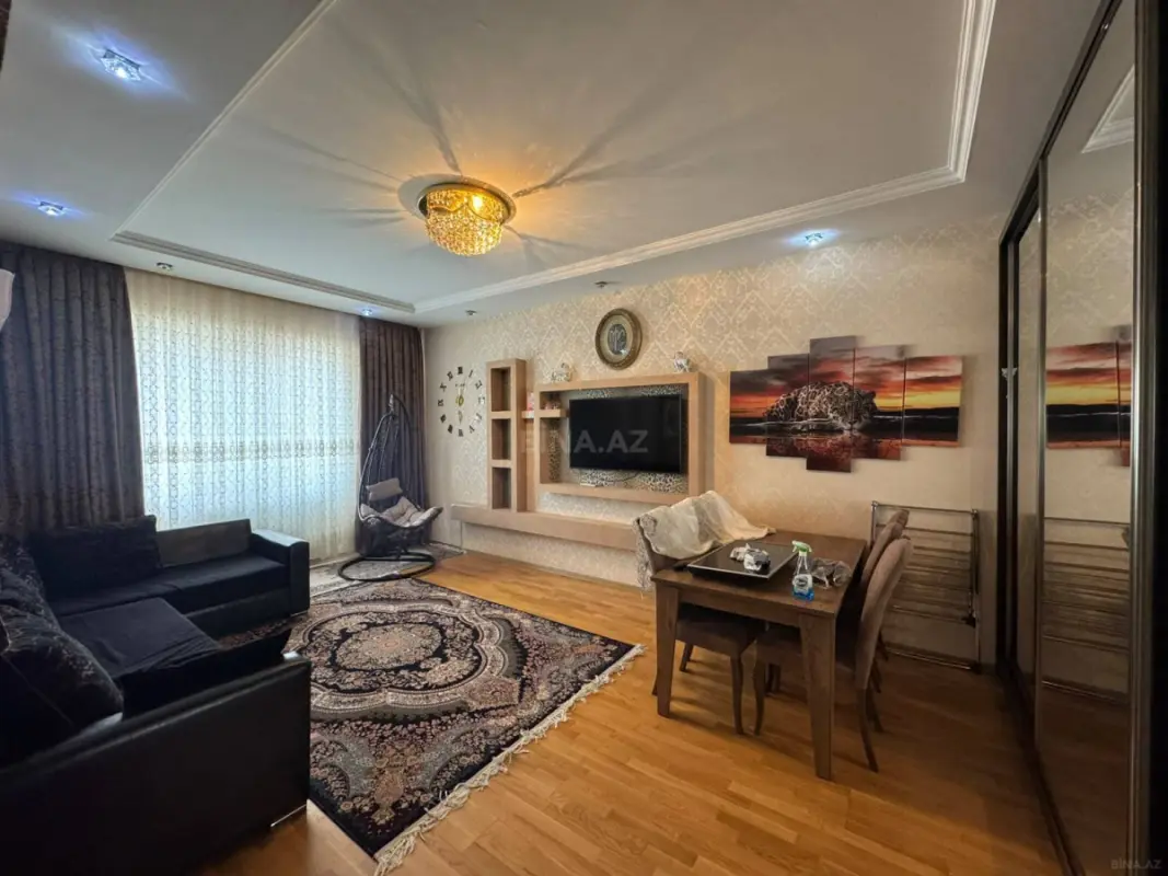 Kirayə verilir 2 otaqlı mənzil 80 m²