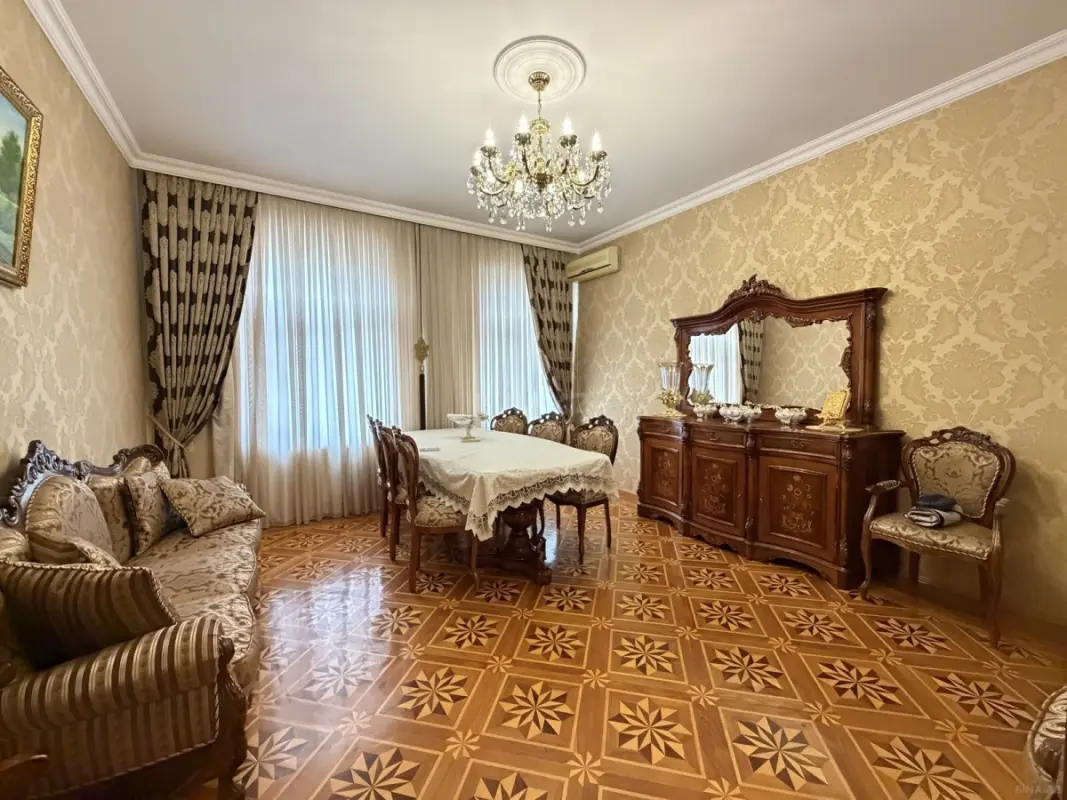 Satılır 3 otaqlı mənzil 90 m²