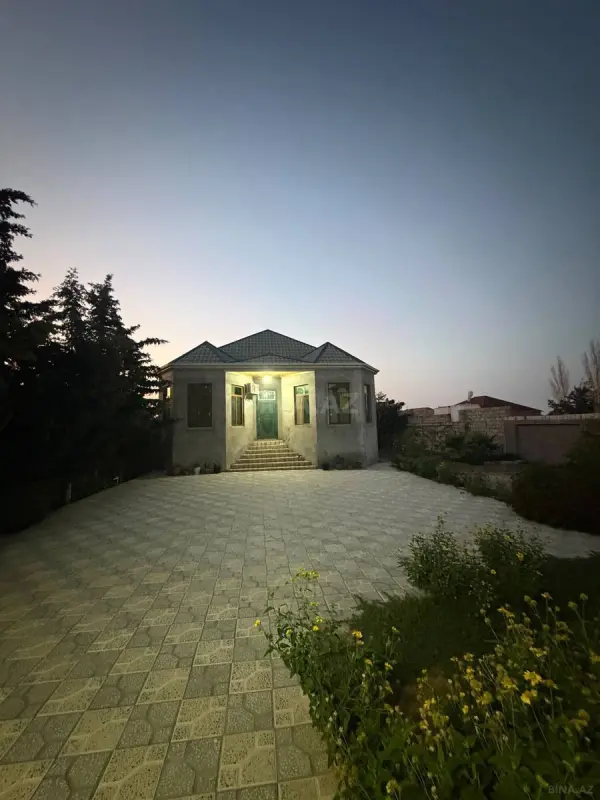 Satılır 4 otaqlı həyət evi 150 m²