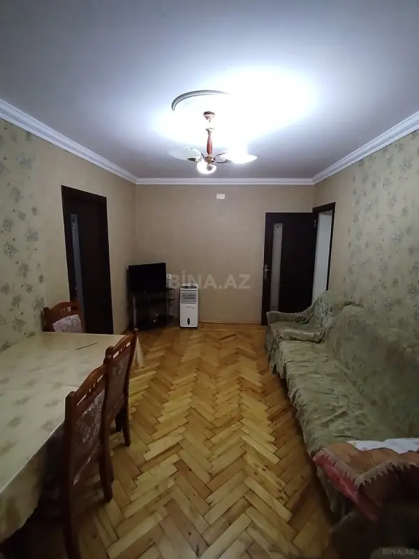 Kirayə verilir 2 otaqlı mənzil 45 m²