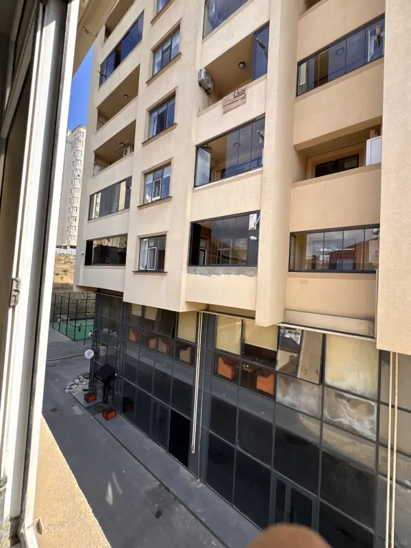 Kirayə verilir 3 otaqlı mənzil 120 m²