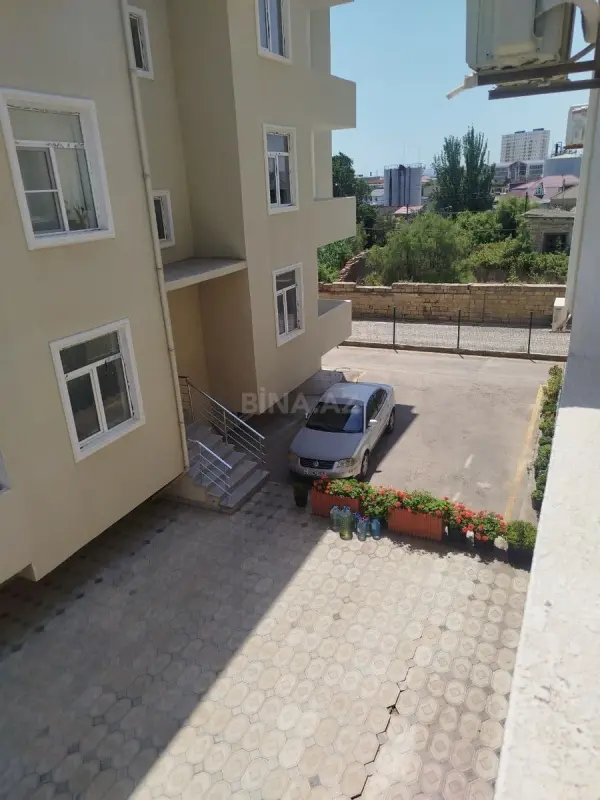 Satılır 2 otaqlı mənzil 63 m²