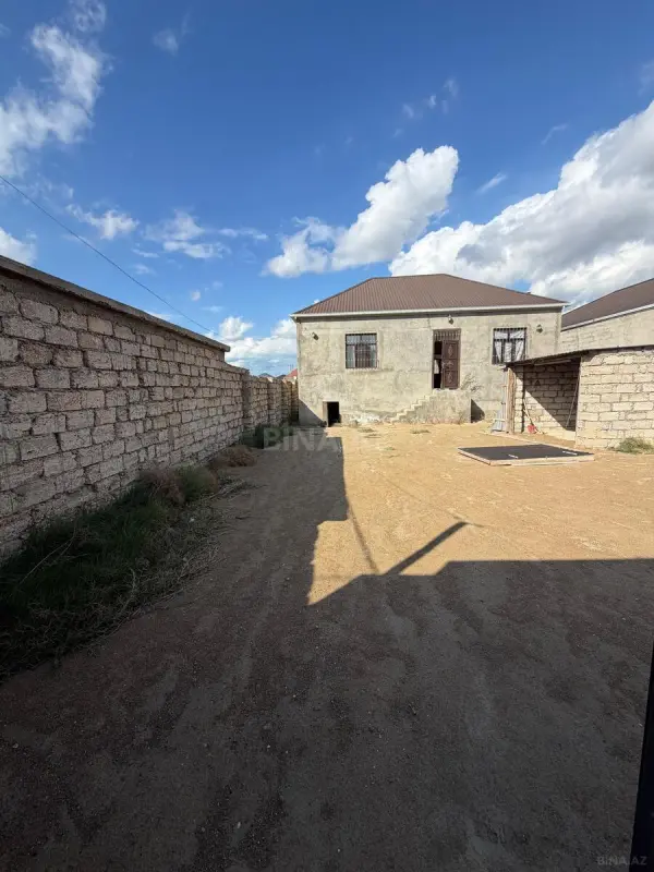 Satılır 3 otaqlı həyət evi 90 m²