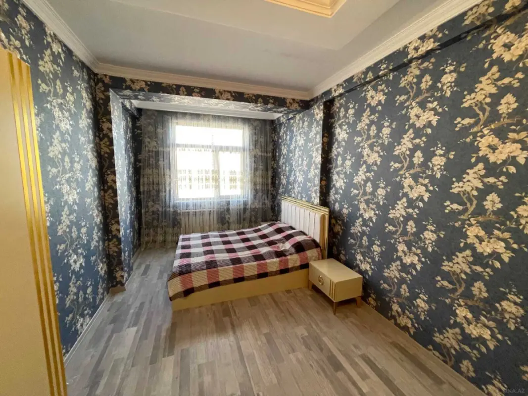 Kirayə verilir 2 otaqlı mənzil 80 m²