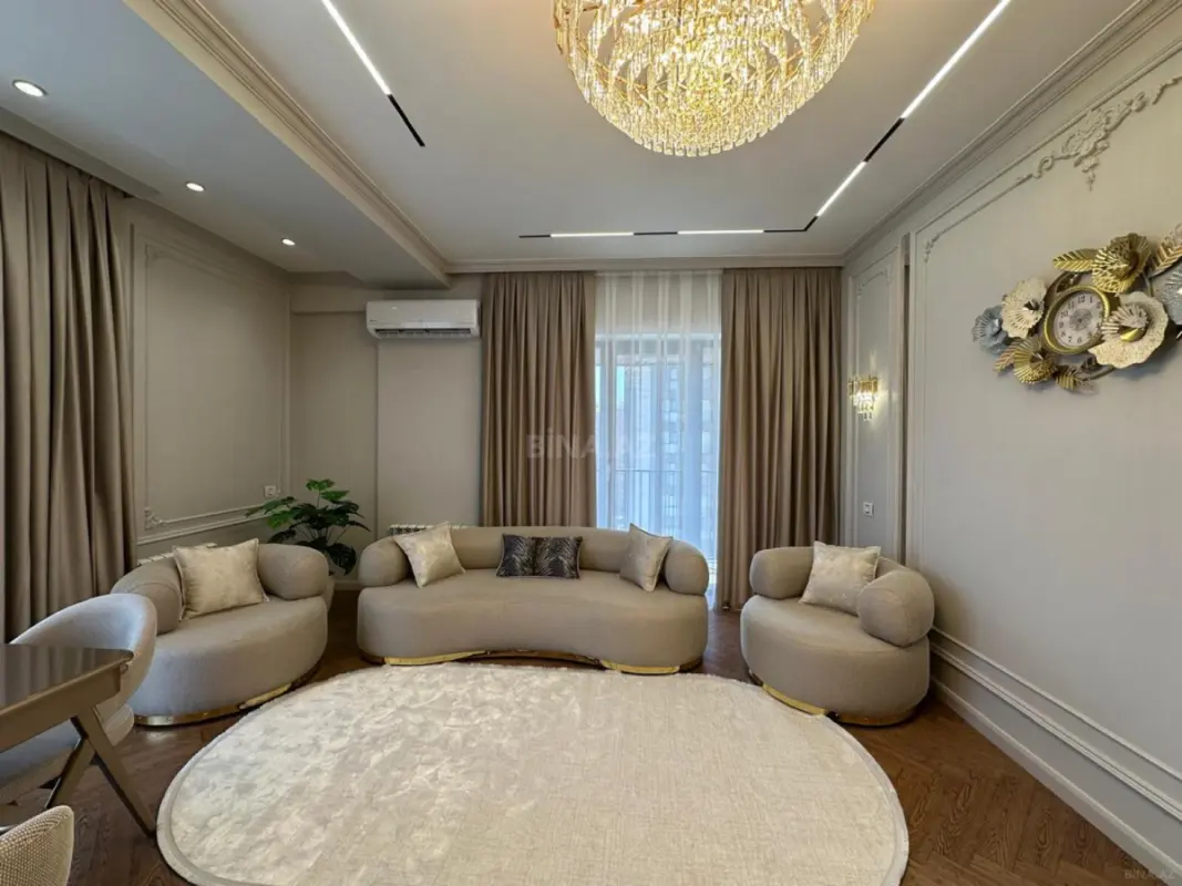 Satılır 3 otaqlı mənzil 128 m²