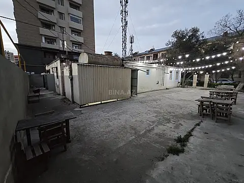 Satılır obyekt 430 m² — Bakı 430.00 m²