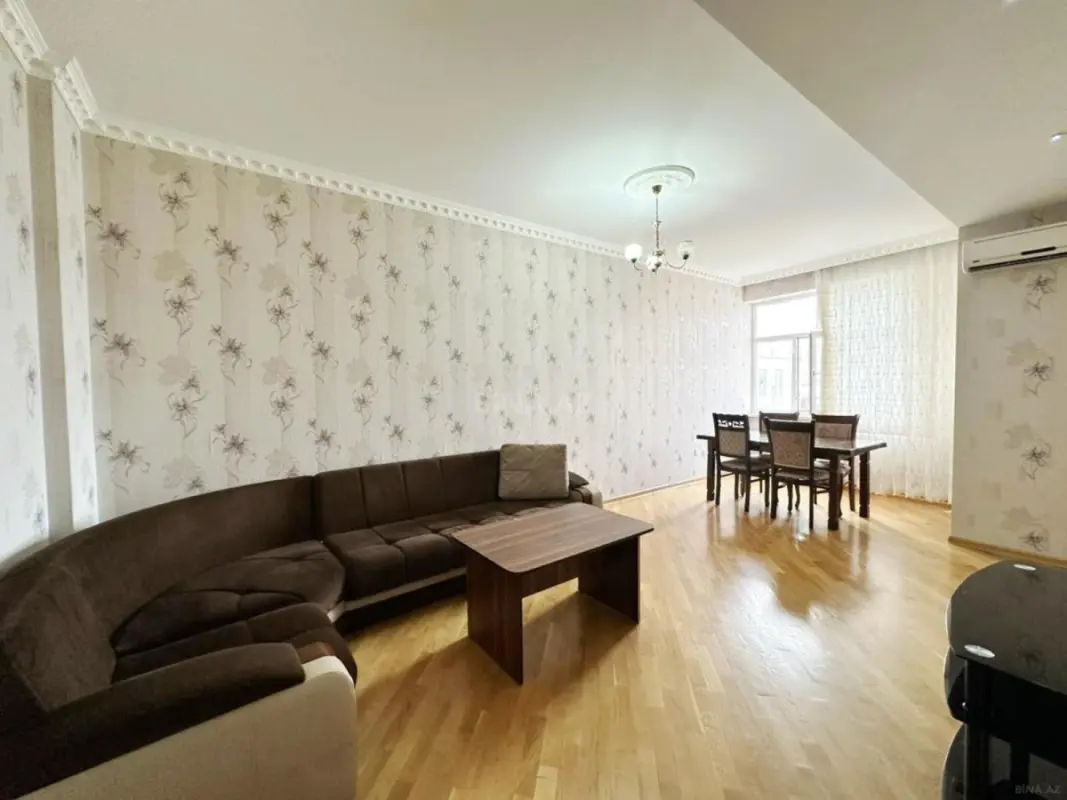 Satılır 2 otaqlı mənzil 85 m²