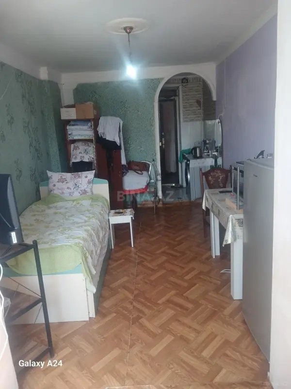Satılır 1 otaqlı mənzil 18 m²