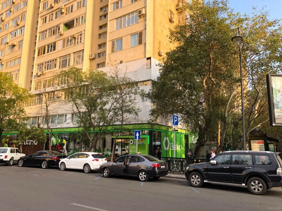 Satılır 3 otaqlı mənzil 100.5 m²