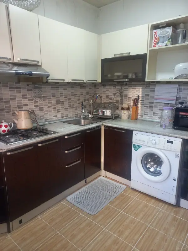 Satılır 3 otaqlı mənzil 72 m²