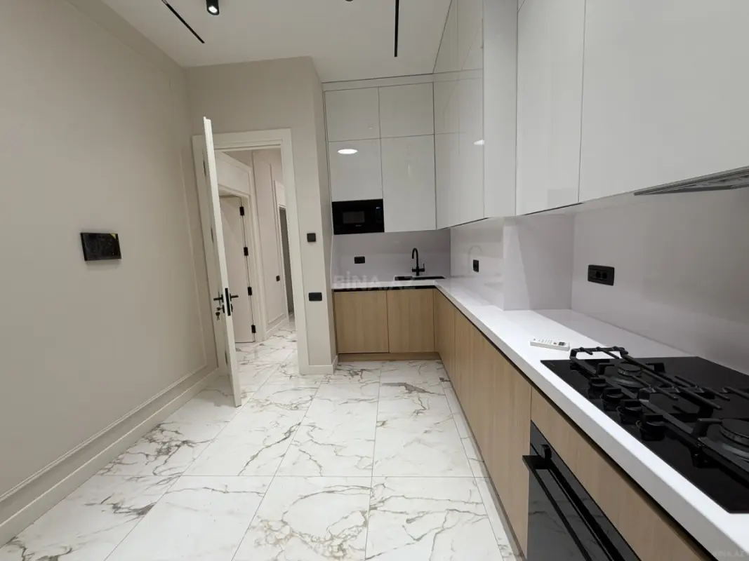 Satılır 2 otaqlı mənzil 100 m²