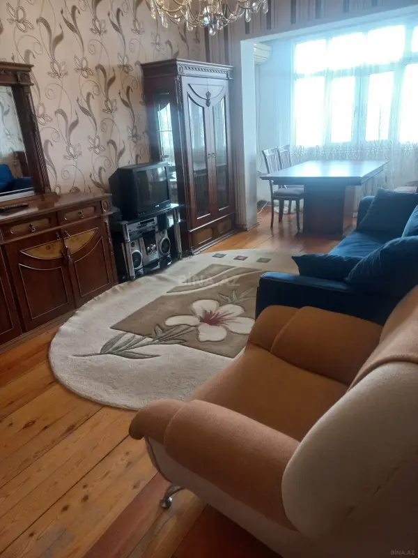 Satılır 3 otaqlı mənzil 72 m²