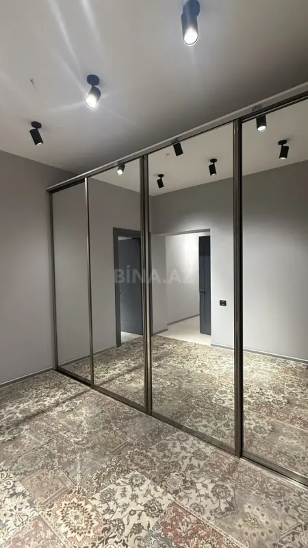 Kirayə verilir 3 otaqlı mənzil 127.2 m²