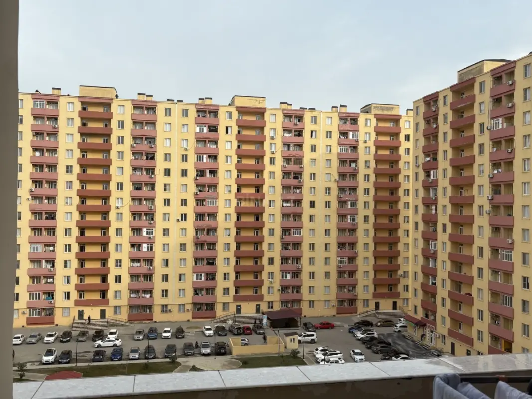 Satılır 3 otaqlı mənzil 76 m²