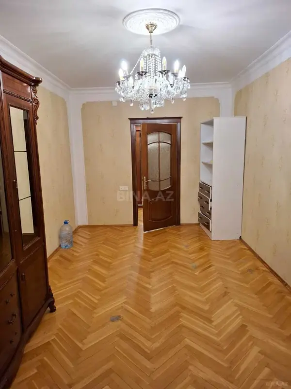 Satılır 3 otaqlı mənzil 72 m²