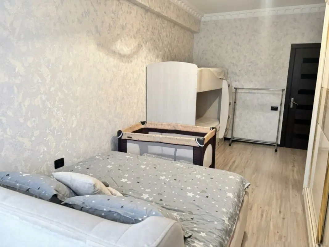 Satılır 3 otaqlı mənzil 84 m²