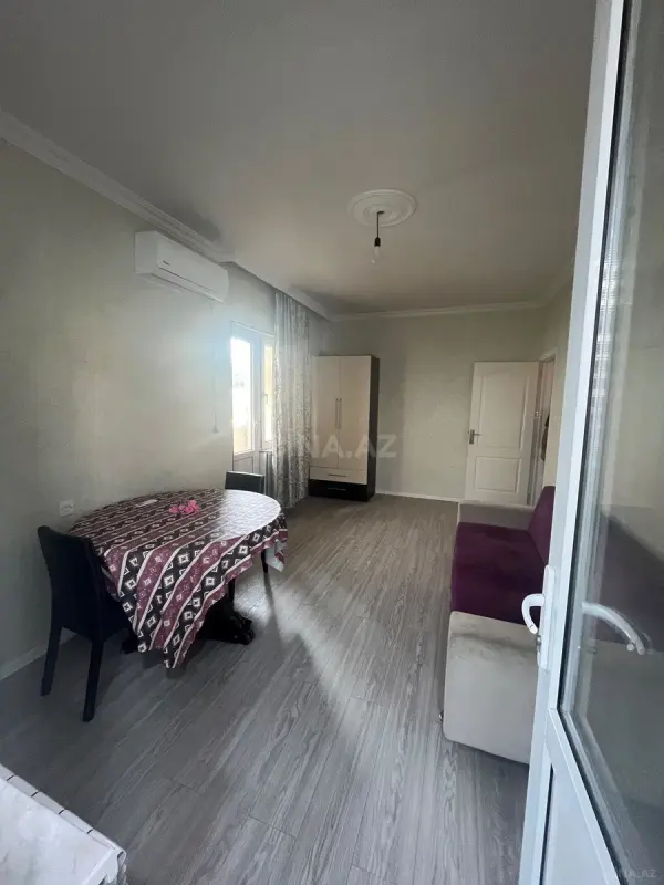Kirayə verilir 2 otaqlı mənzil 50 m²