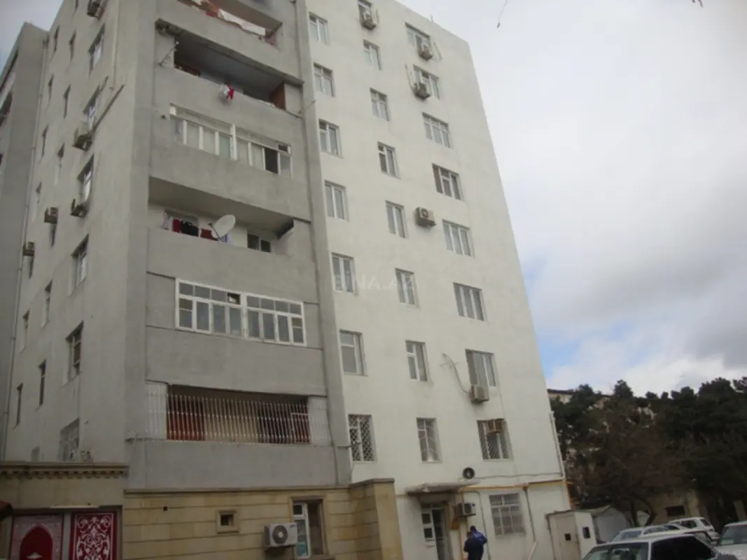 Satılır 3 otaqlı mənzil 83 m²