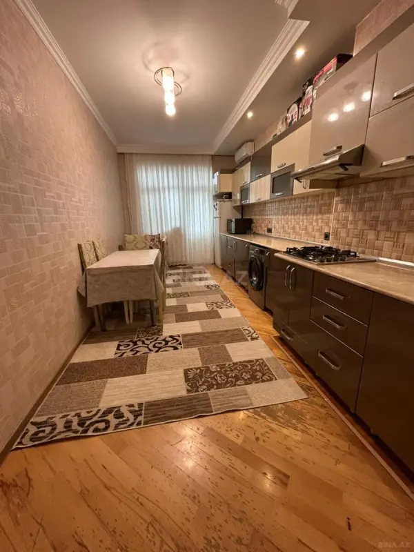 Satılır 3 otaqlı mənzil 101 m²