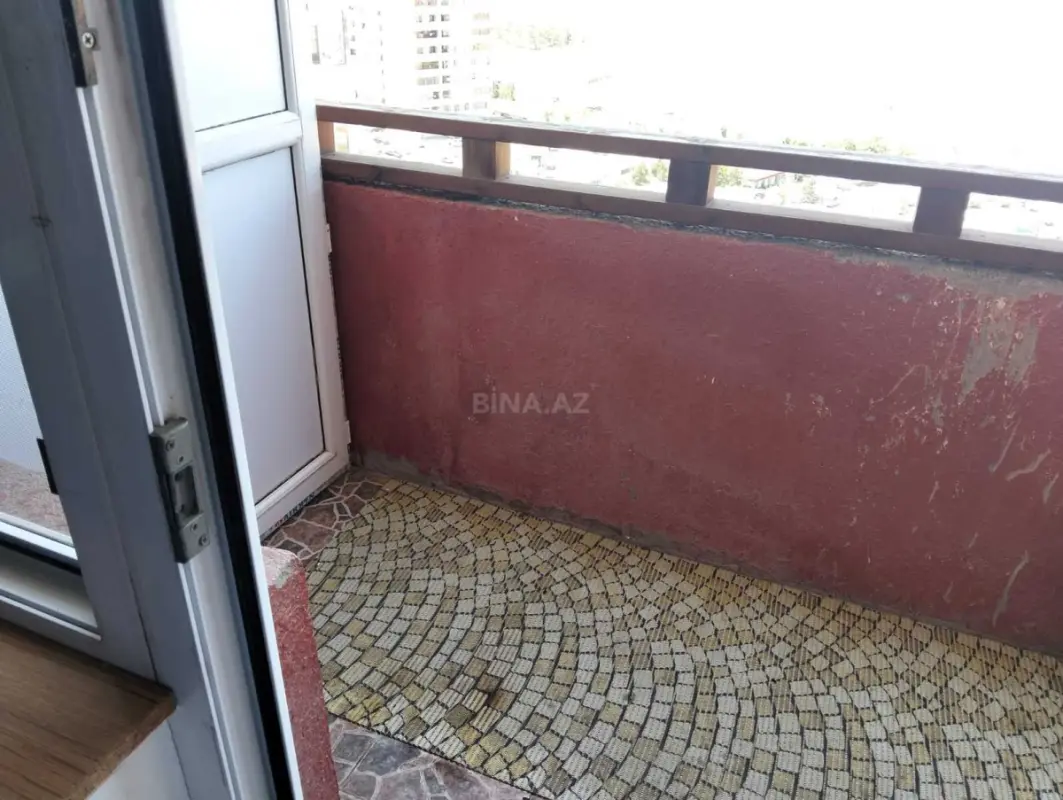Satılır 2 otaqlı mənzil 93 m²