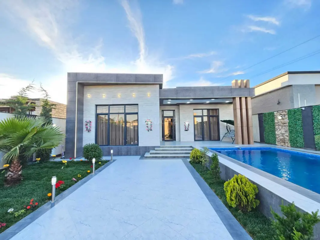 Satılır 4 otaqlı həyət evi 185 m²