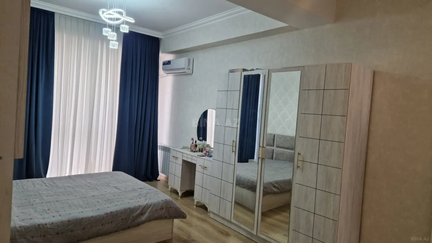 Kirayə verilir 2 otaqlı mənzil 80 m²