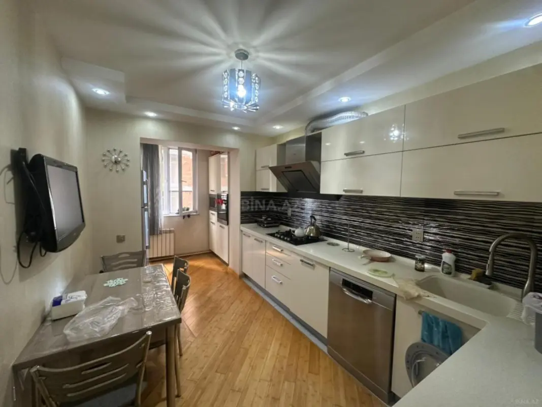 Satılır 3 otaqlı mənzil 90 m²