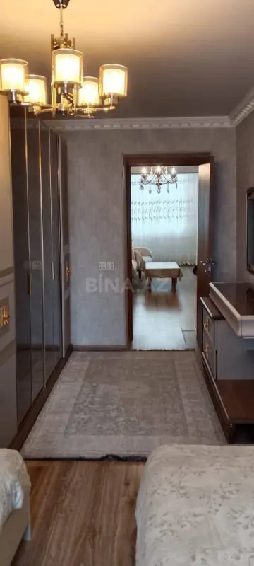 Kirayə verilir 2 otaqlı mənzil 65 m²
