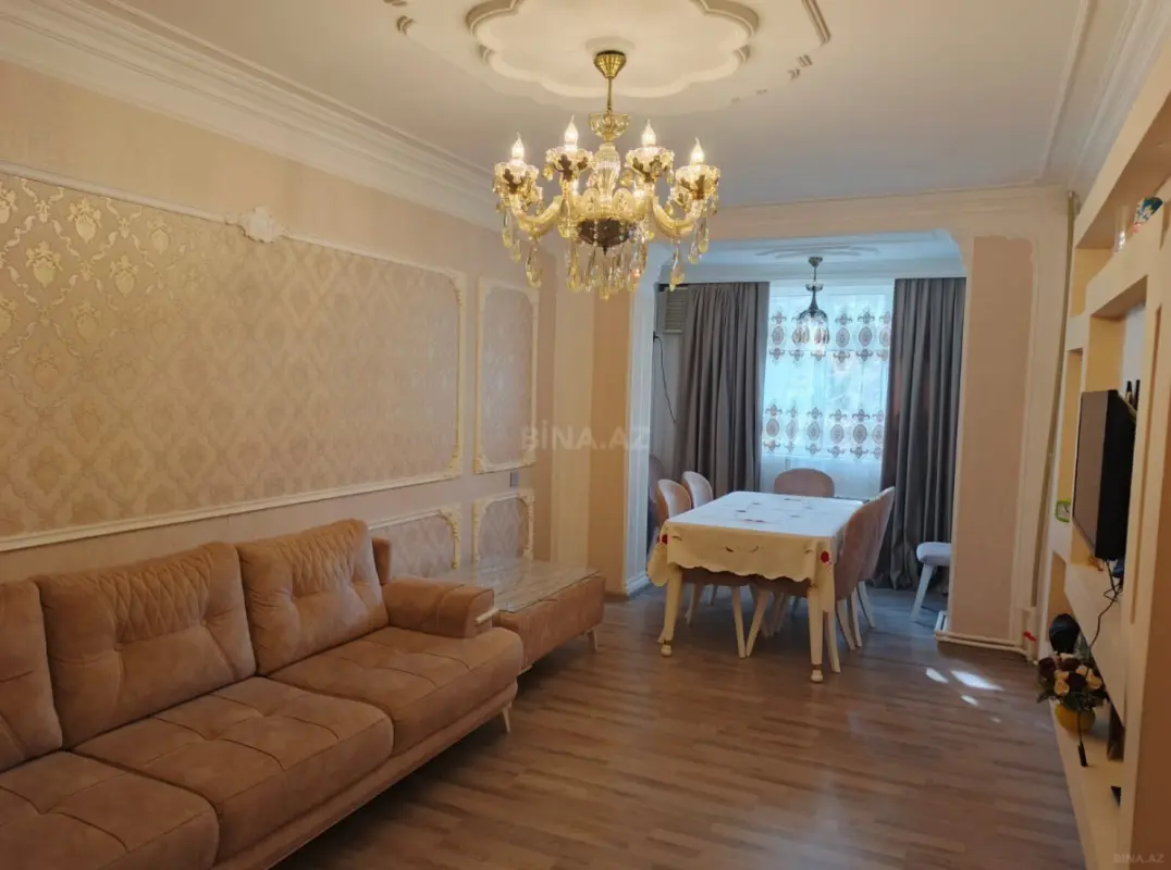 Satılır 4 otaqlı mənzil 100 m²