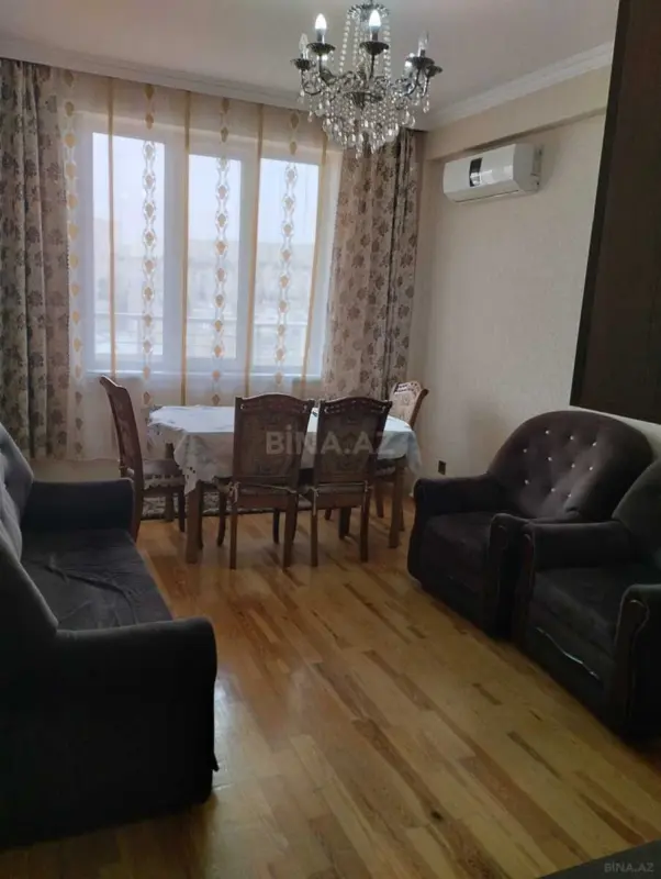 Kirayə verilir 2 otaqlı mənzil 78 m²