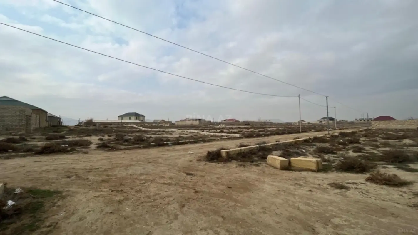Satılır torpaq sahəsi 10 m²