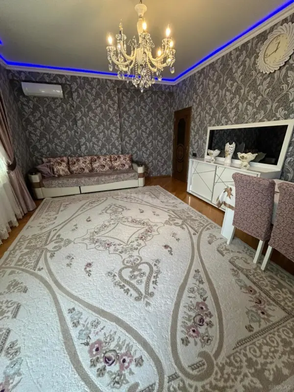 Satılır 3 otaqlı mənzil 110 m²