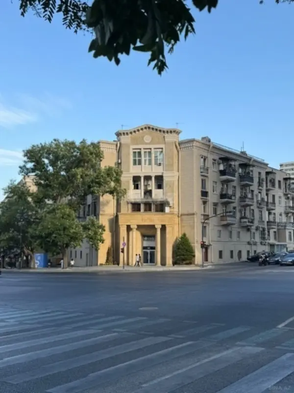Satılır 2 otaqlı mənzil 70 m²