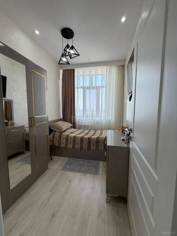Satılır 3 otaqlı mənzil 86 m²