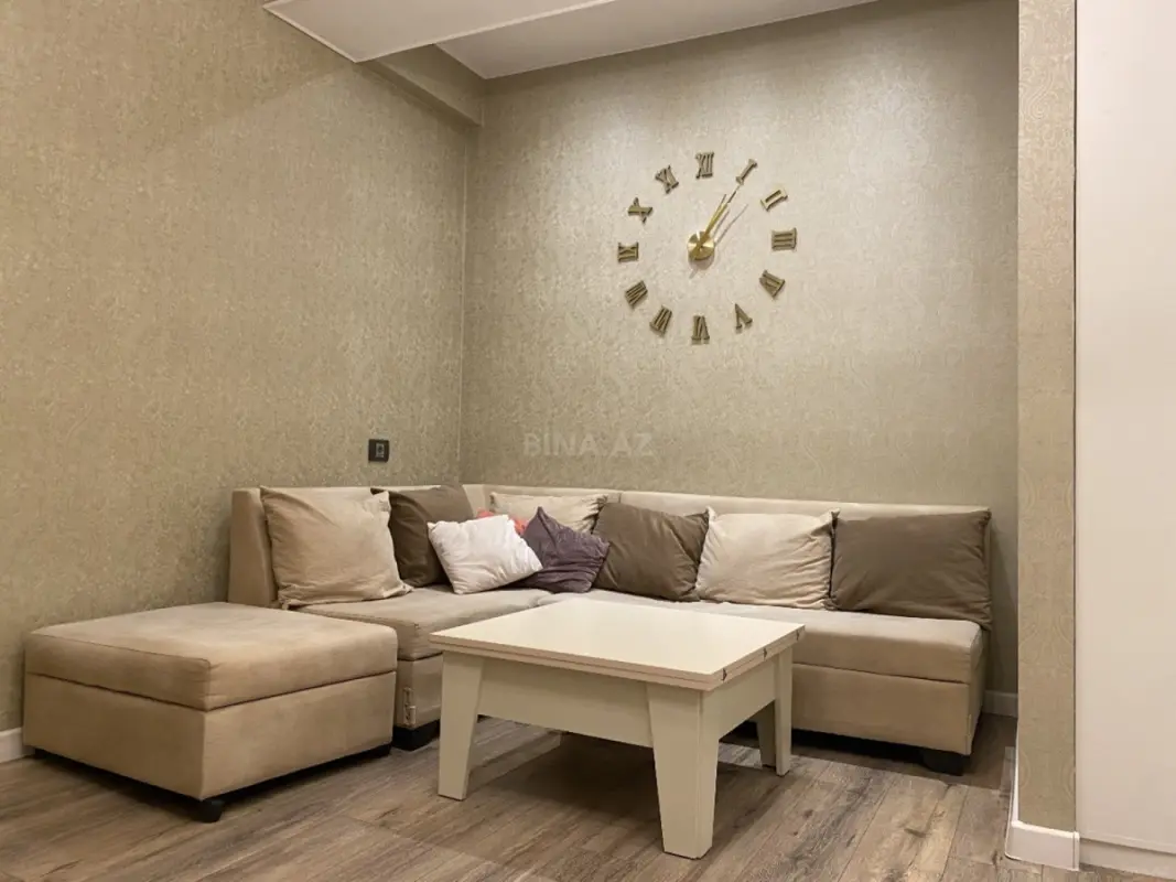 Kirayə verilir 2 otaqlı mənzil 65 m²