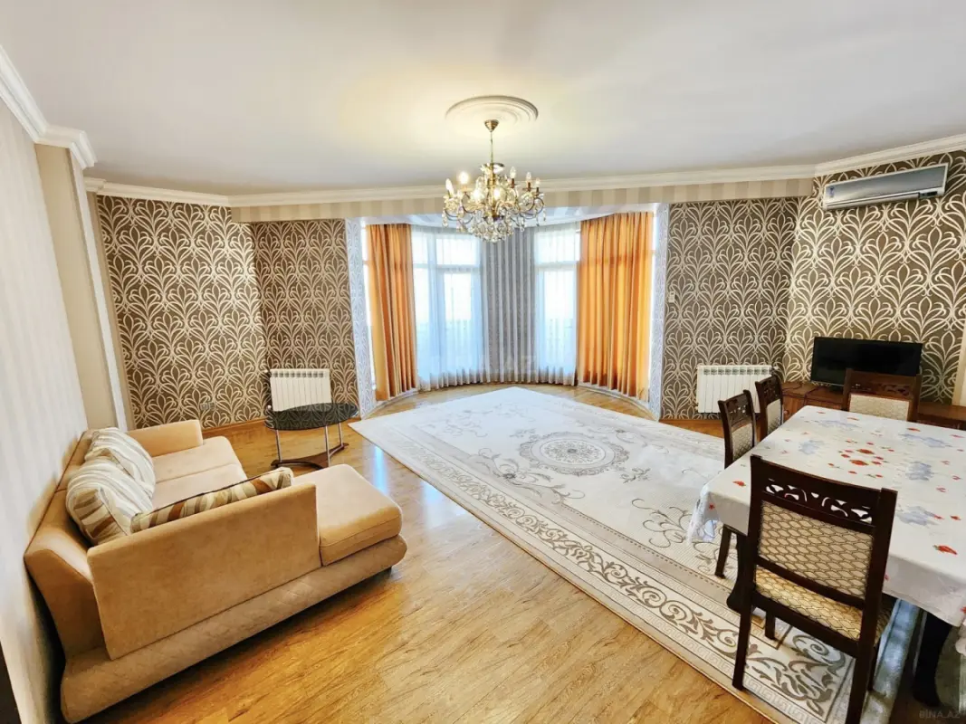 Kirayə verilir 3 otaqlı mənzil 140 m²