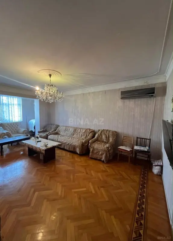 Satılır 3 otaqlı mənzil 95 m²