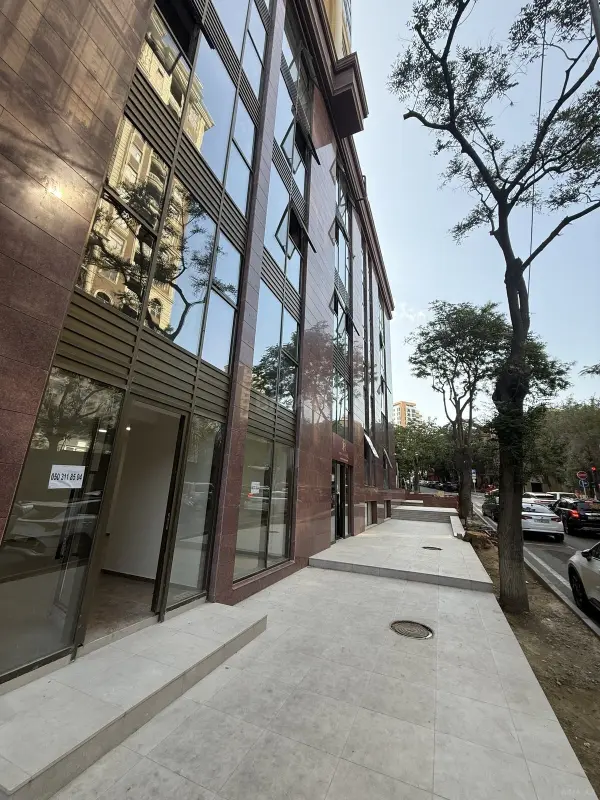 Satılır obyekt 80 m²