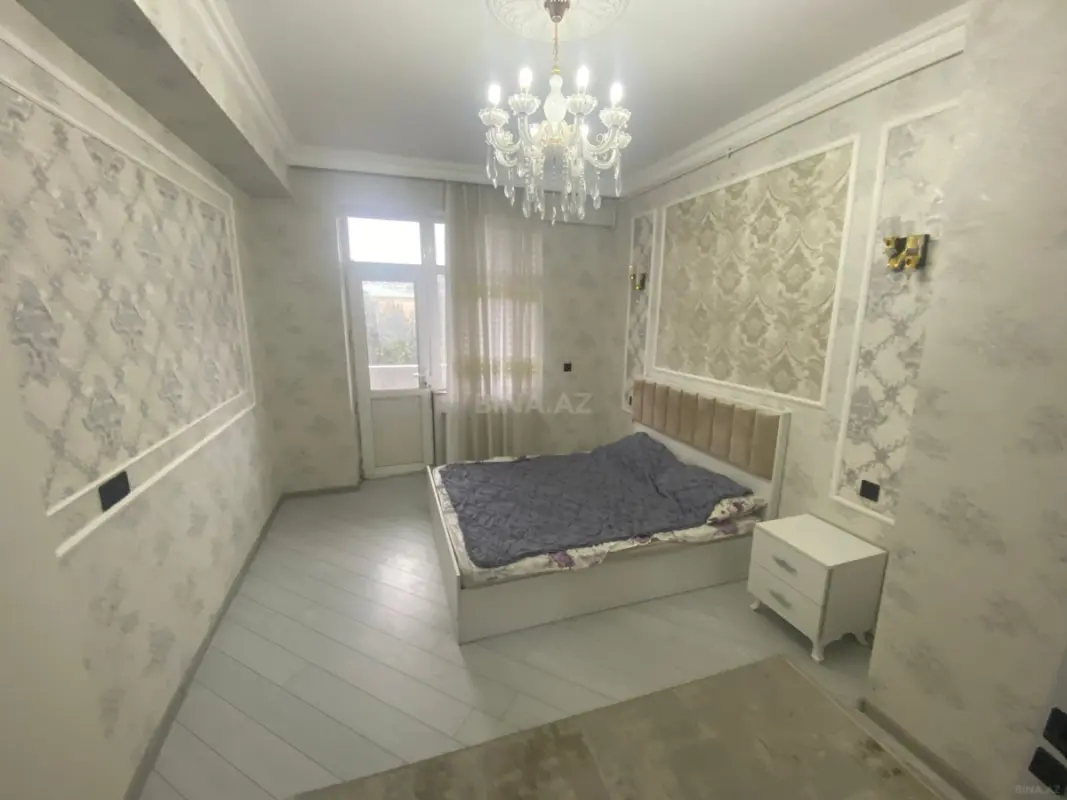 Kirayə verilir 2 otaqlı mənzil 85 m²
