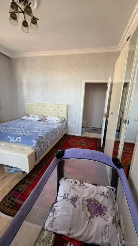 Satılır 3 otaqlı mənzil 126 m²