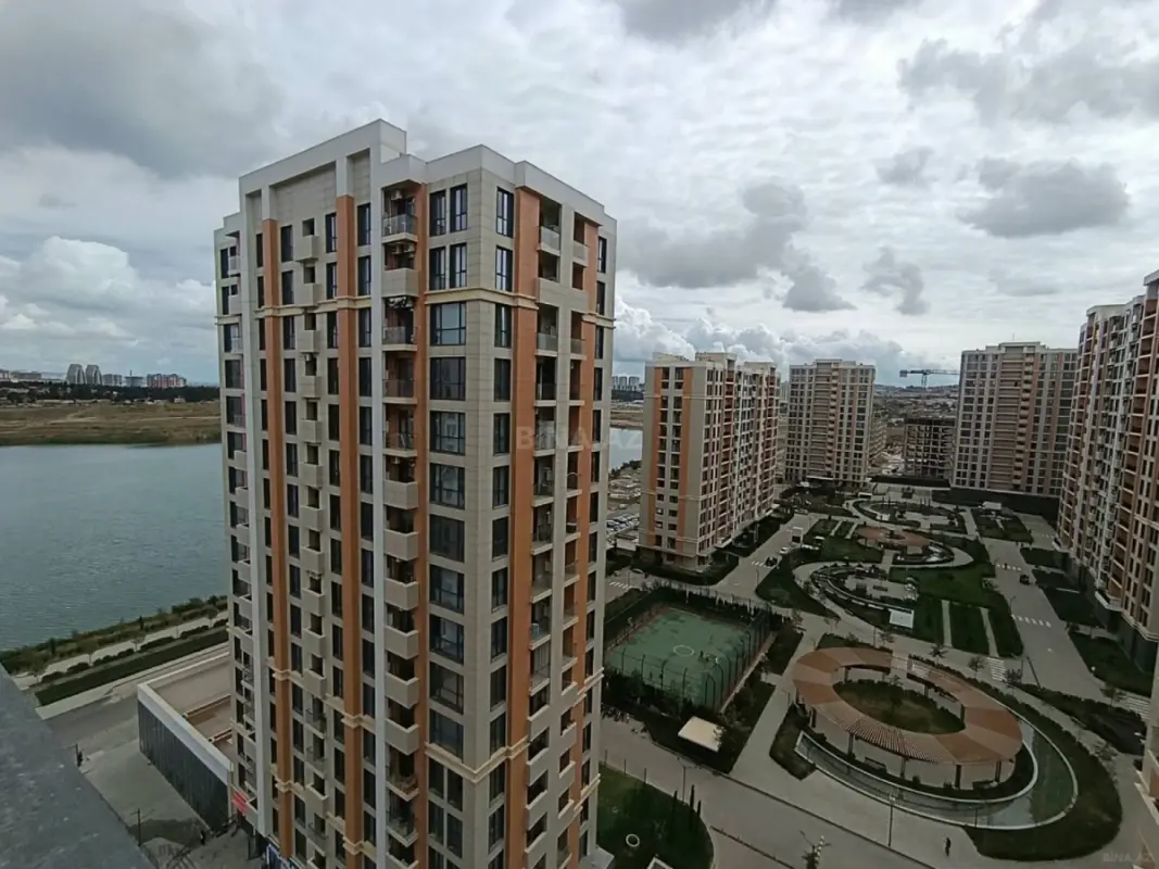 Satılır 2 otaqlı mənzil 56.7 m²