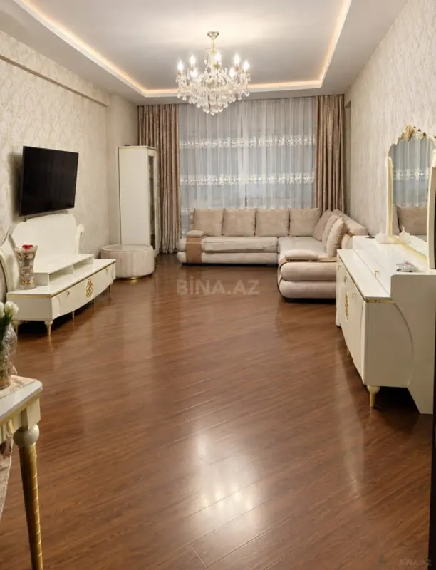 Kirayə verilir 3 otaqlı mənzil 120 m²