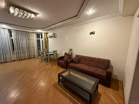 Kirayə verilir 3 otaqlı mənzil 153 m² — Bakı 3 otaq 153.00 m²