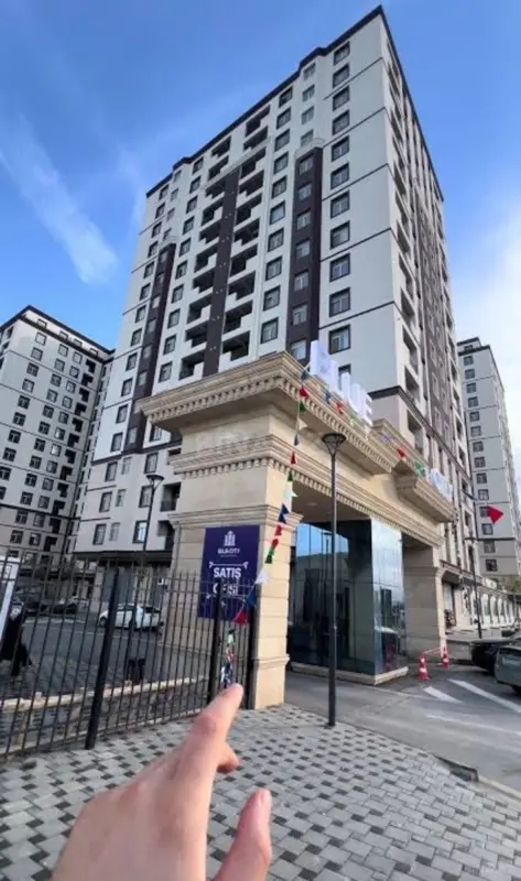 Satılır 2 otaqlı mənzil 53 m²