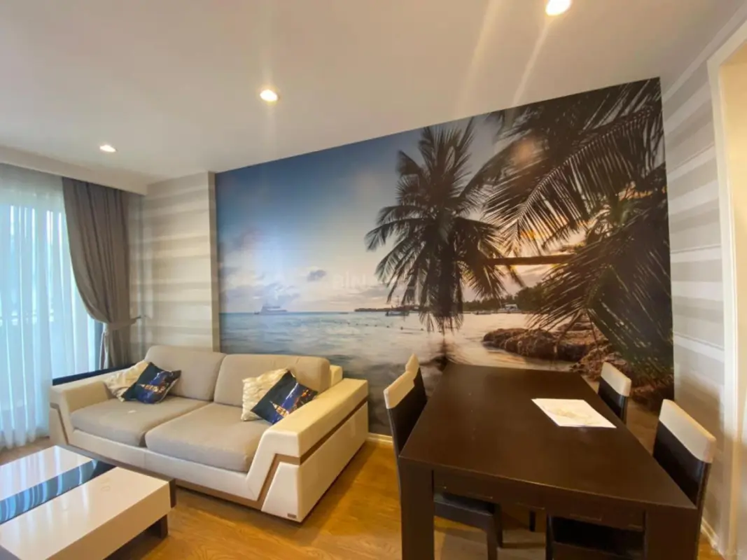 Satılır 2 otaqlı mənzil 90 m²