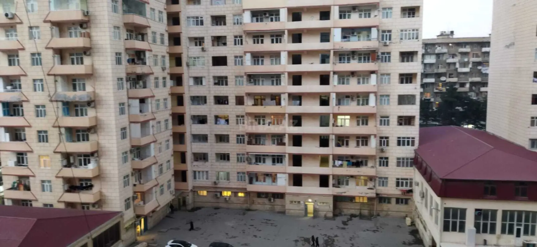 Satılır 3 otaqlı mənzil 99 m²